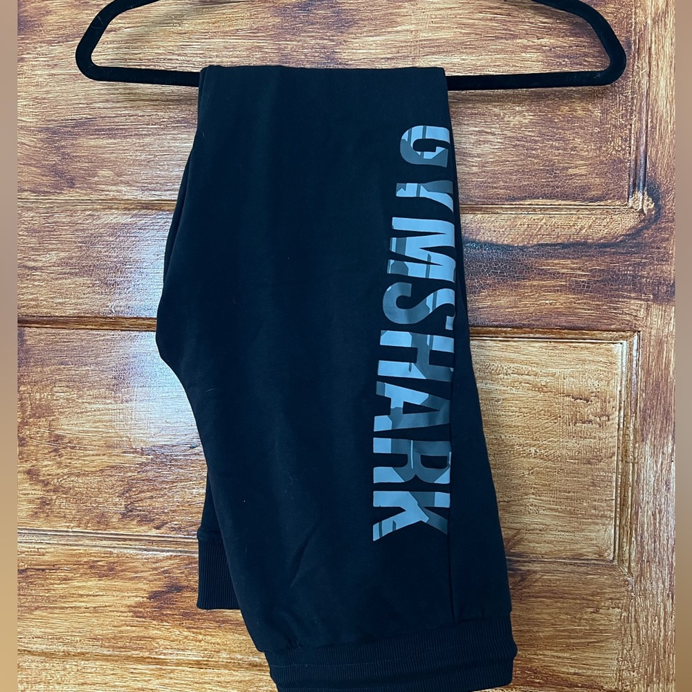 NEW Gymshark Men’s Sweatpants | Black with green Camo writing | Medium | Slim |